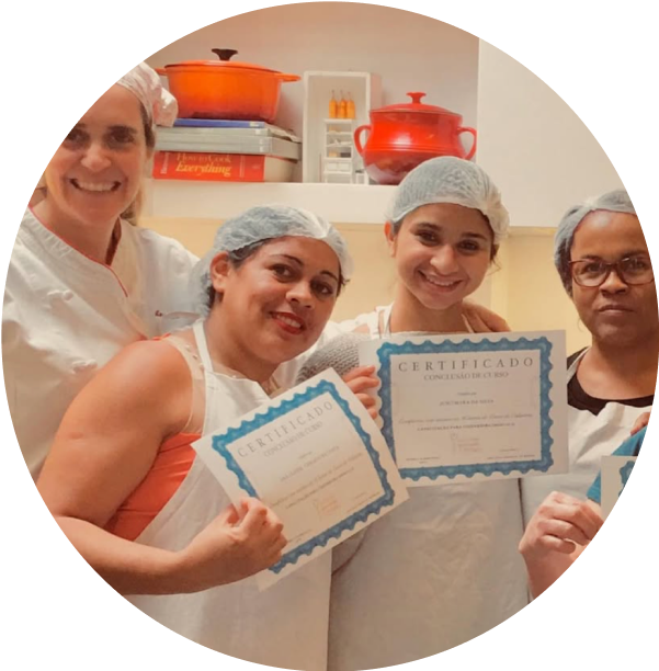Imagem das cozinheiras participantes do curso de capacitação